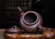 《報(bào)春》宜興助理工藝美術(shù)師手工紫砂壺紫泥料茶壺報(bào)春茶具