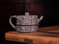 《束柴三友》宜興紫砂壺手工高級工藝美術師大師收藏級茶壺清灰泥束柴三友